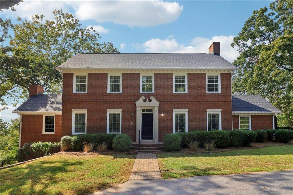 1441 Beaumont Drive - Photo 1