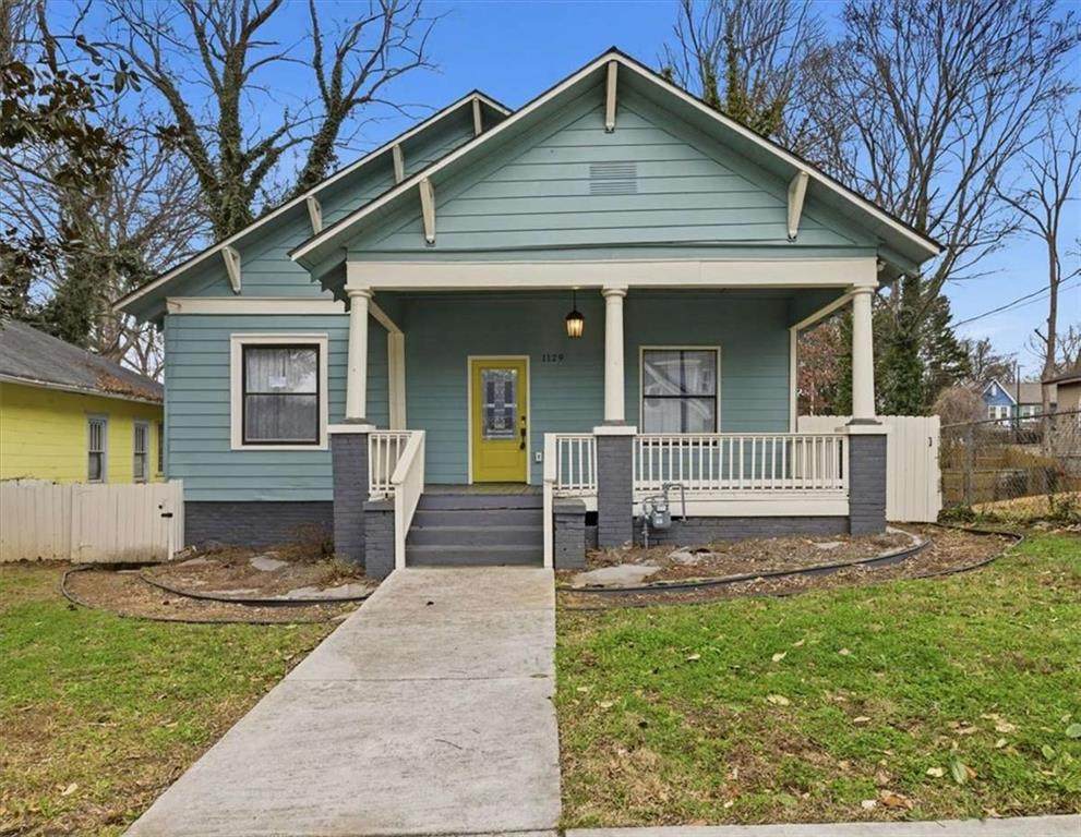 1129 Arlington Avenue - Photo 1