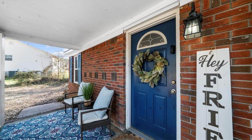 336 Gordon St - Photo 1