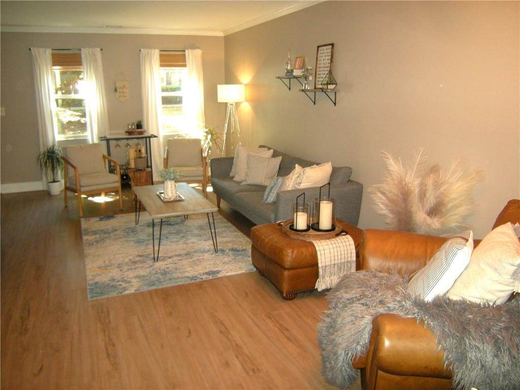 125 River Drive - Photo 1