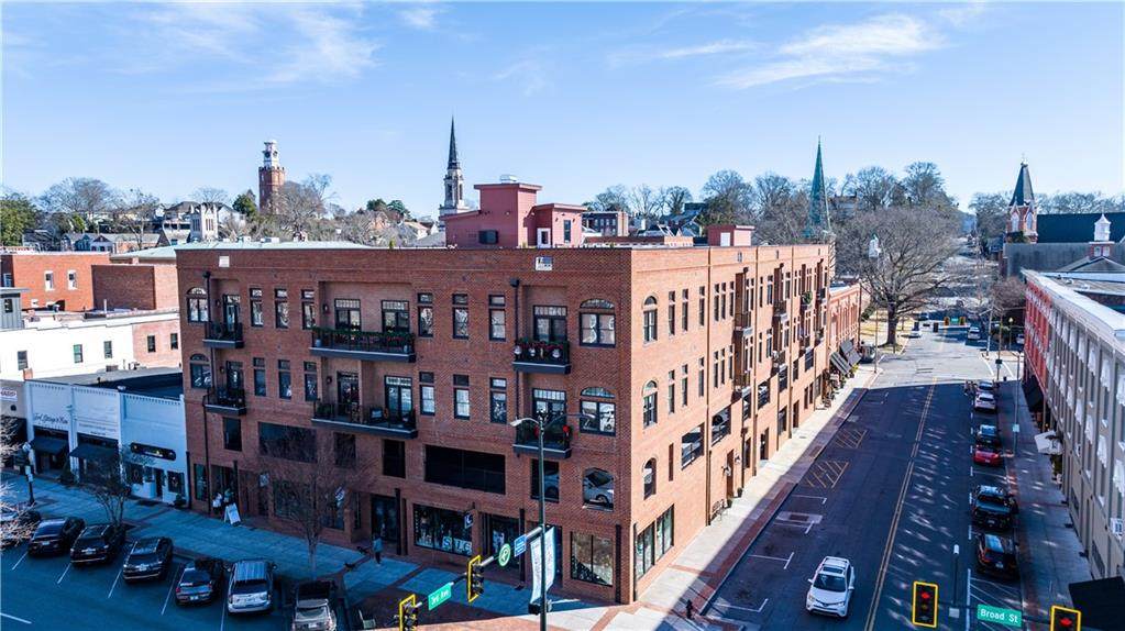 1 3rd Avenue - Photo 1