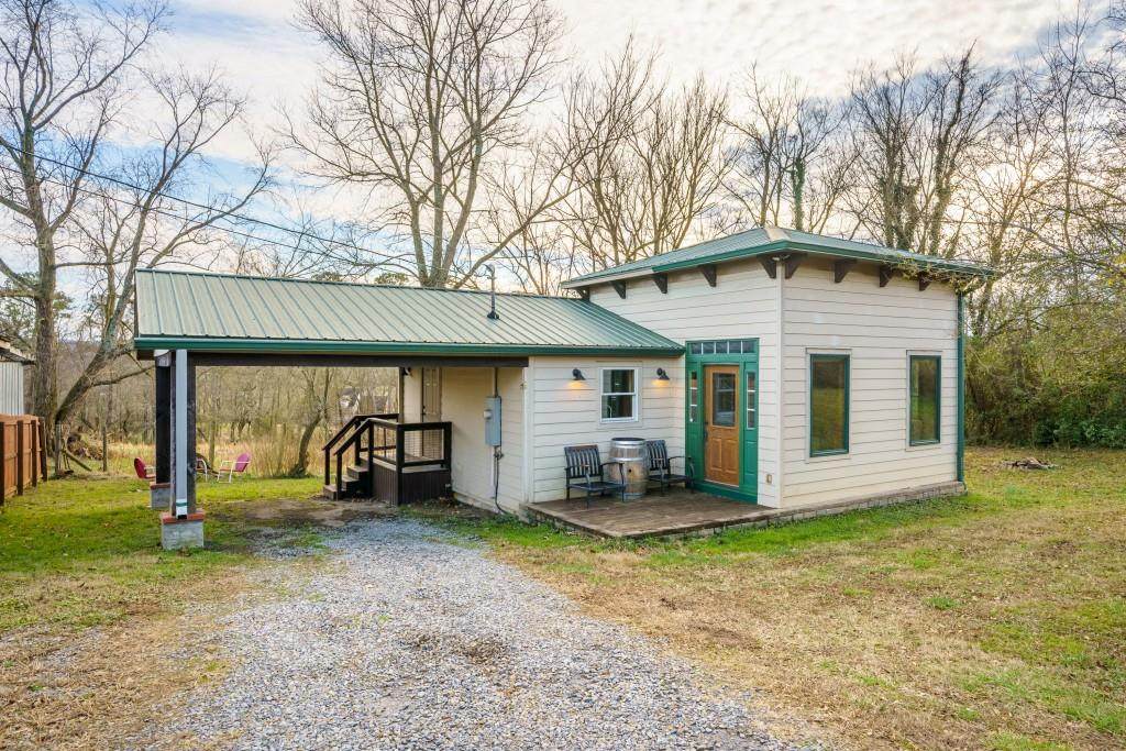 5198 Hwy 52E - Photo 1