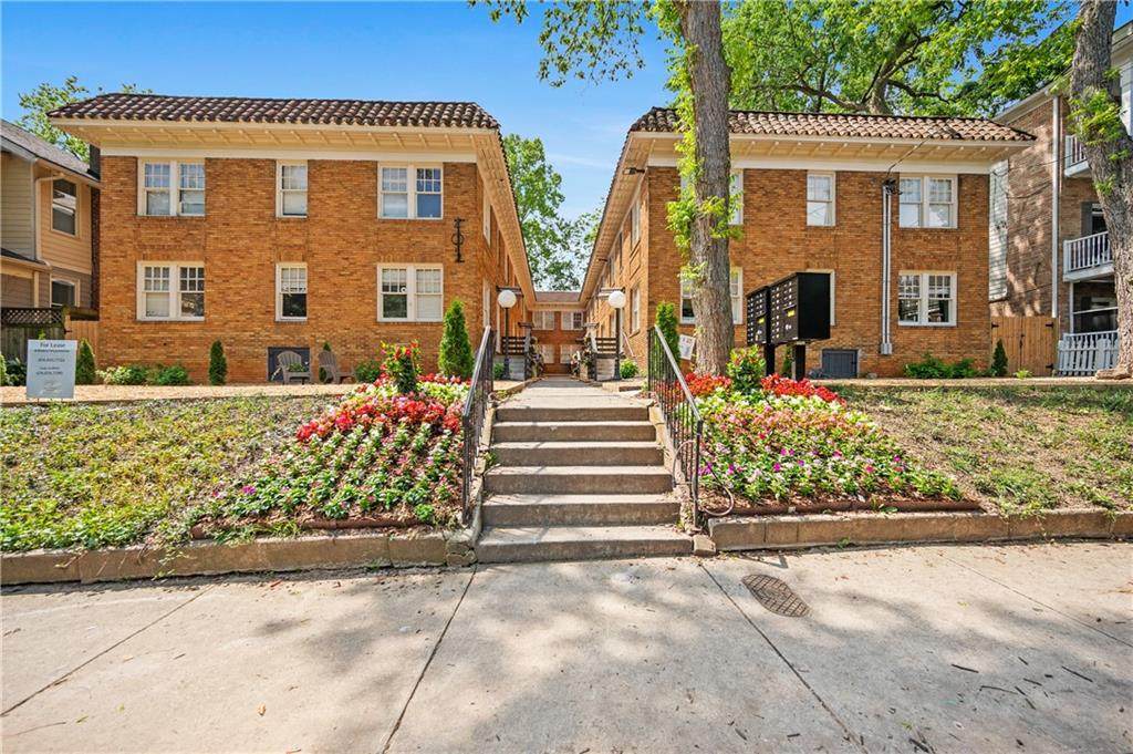 405 4th Street - Photo 1