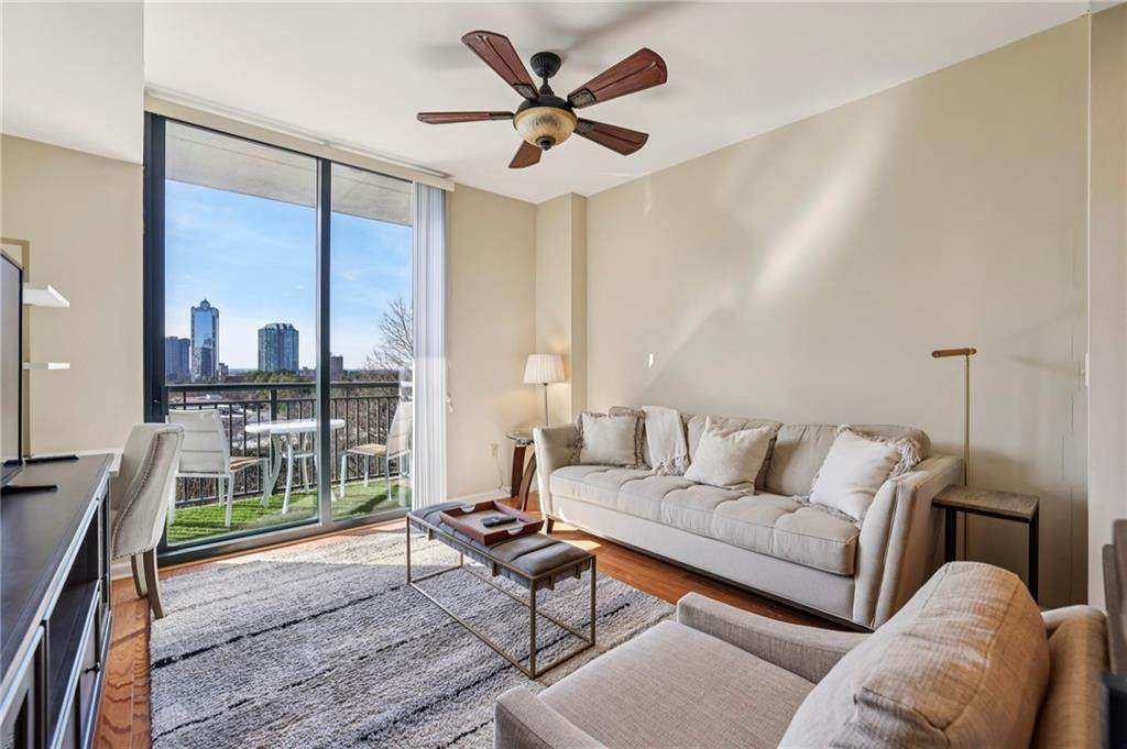 3040 Peachtree Road - Photo 1