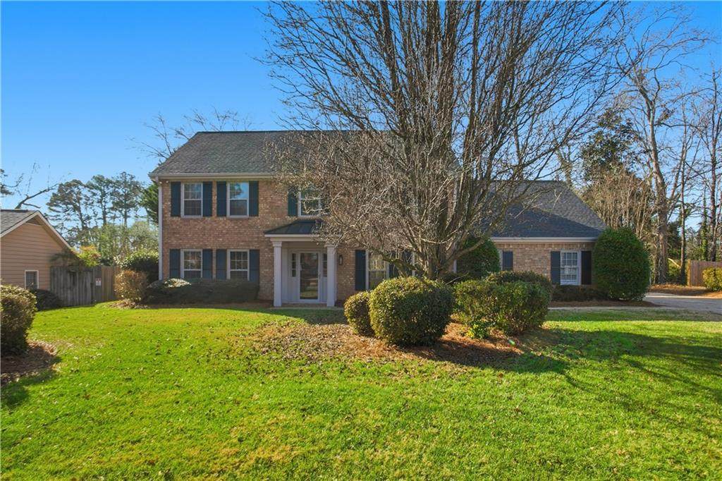 653 Parkcrest Place - Photo 1