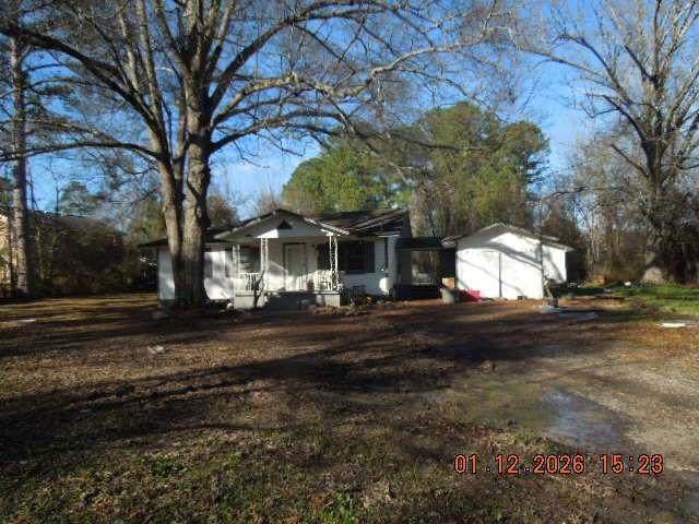 152 Hennon Drive - Photo 1