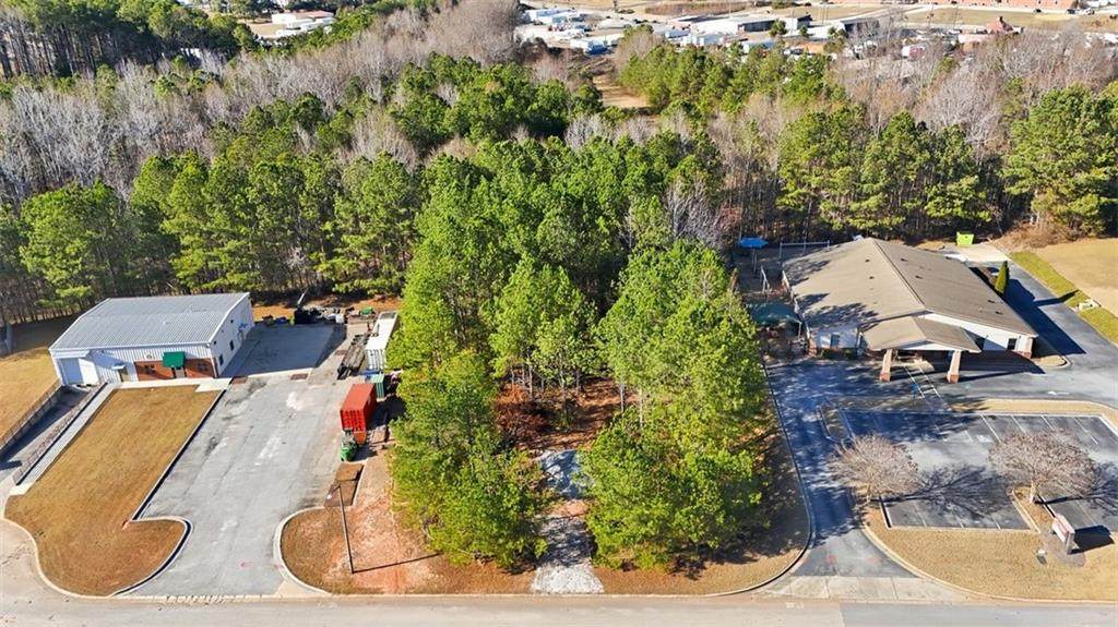 112 Redding Drive - Photo 1