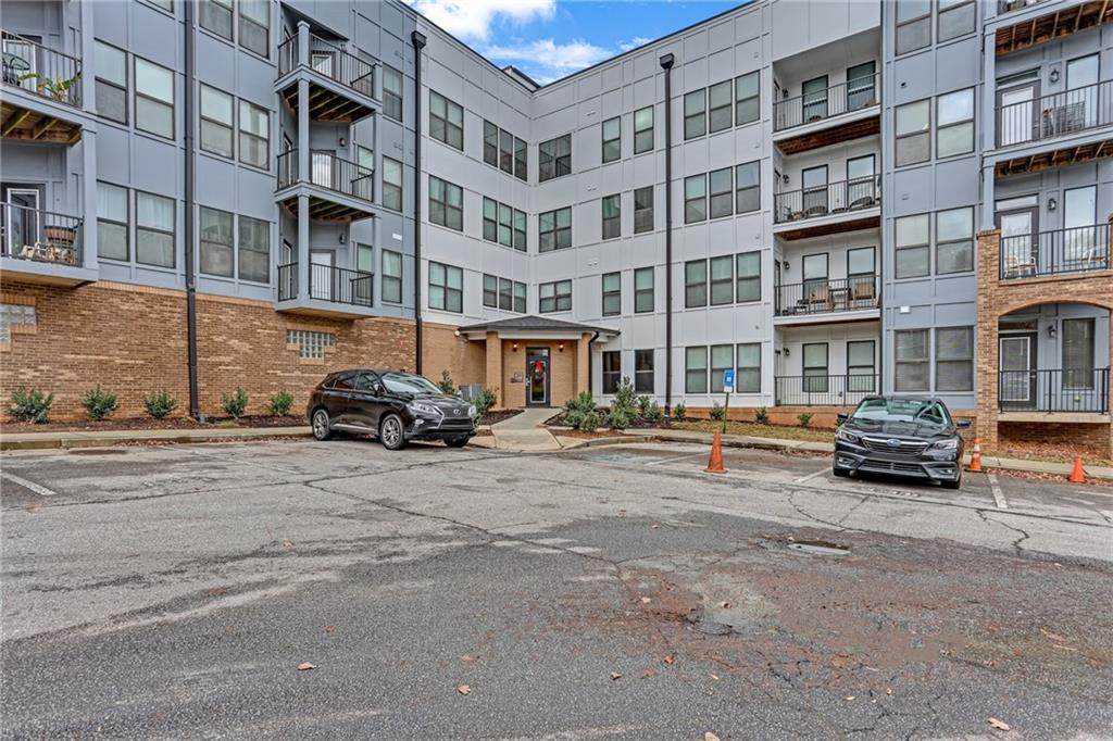 898 Oak Street - Photo 1