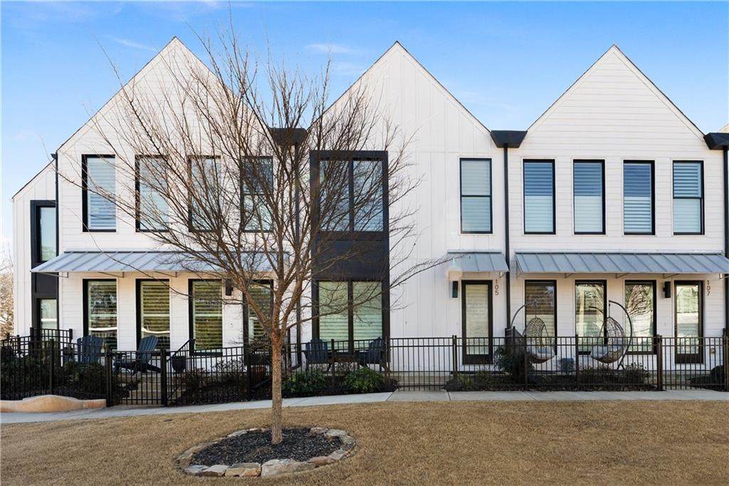105 Pearl Street - Photo 1