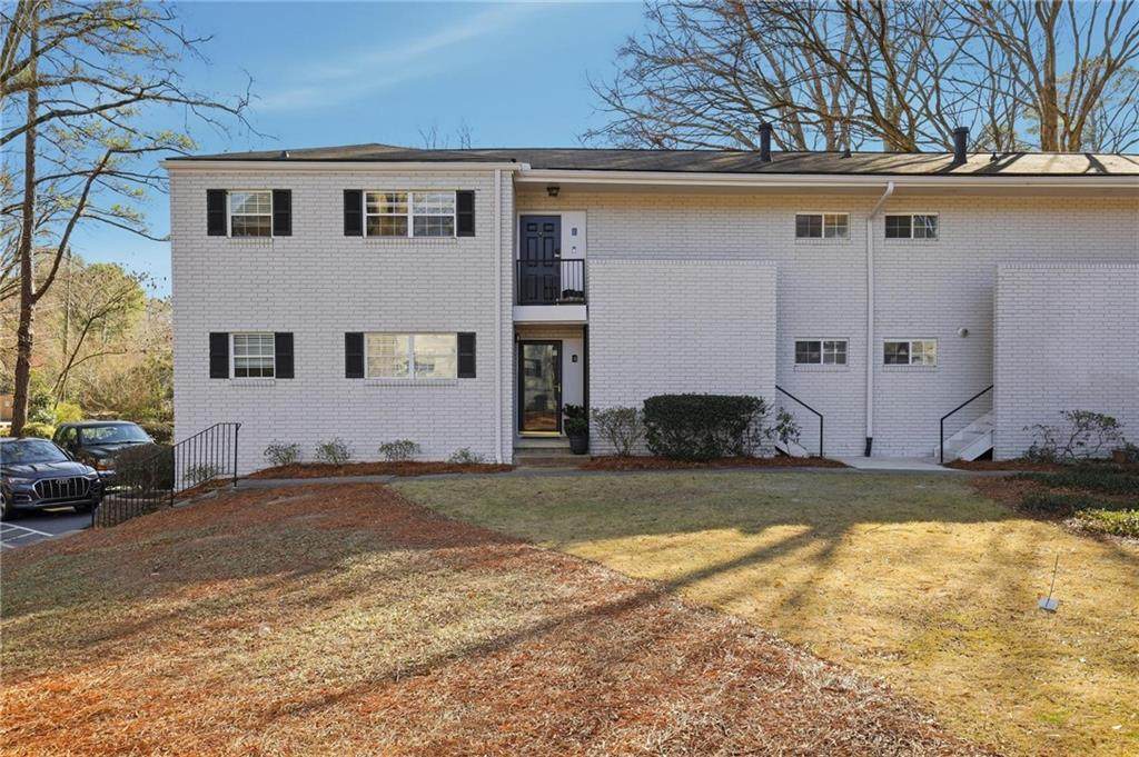 311 Peachtree Hills Avenue - Photo 1