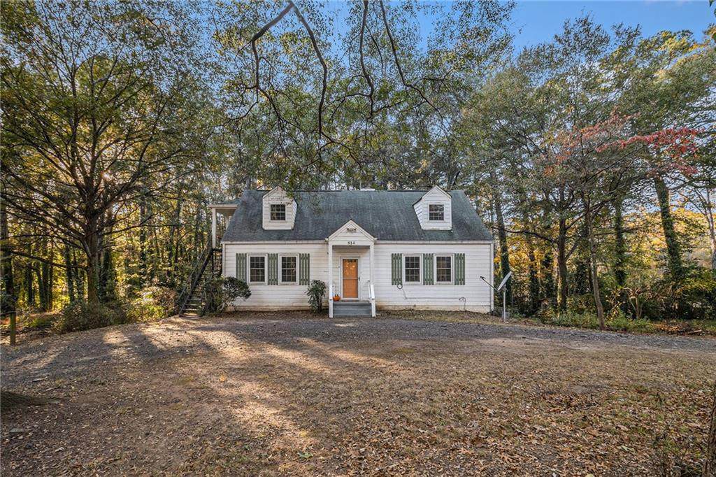 814 Jolly Avenue - Photo 1