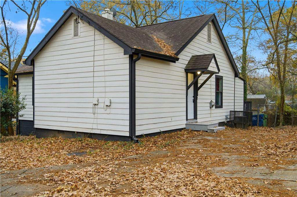 1691 Flat Shoals Road - Photo 1