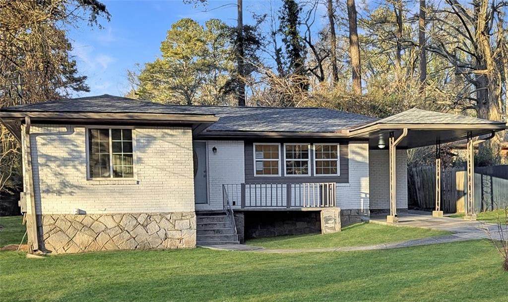 3340 Pinehill Drive - Photo 1