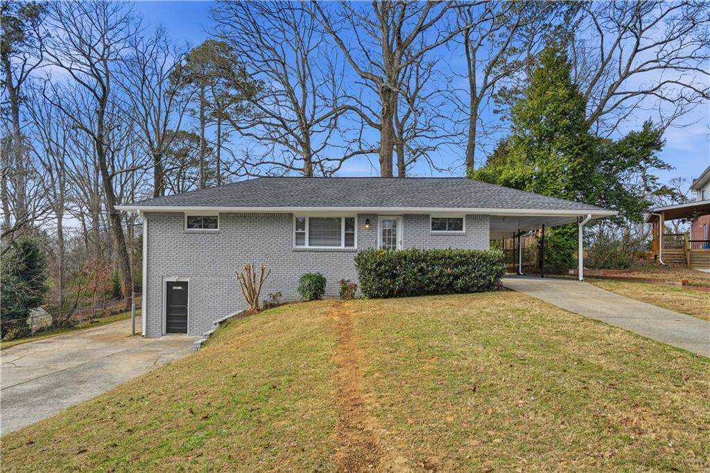 2467 Elmwood Circle - Photo 1