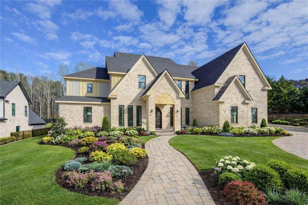 681 Old Peachtree Road - Photo 1