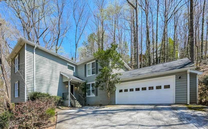 7127 Riverside Drive - Photo 1