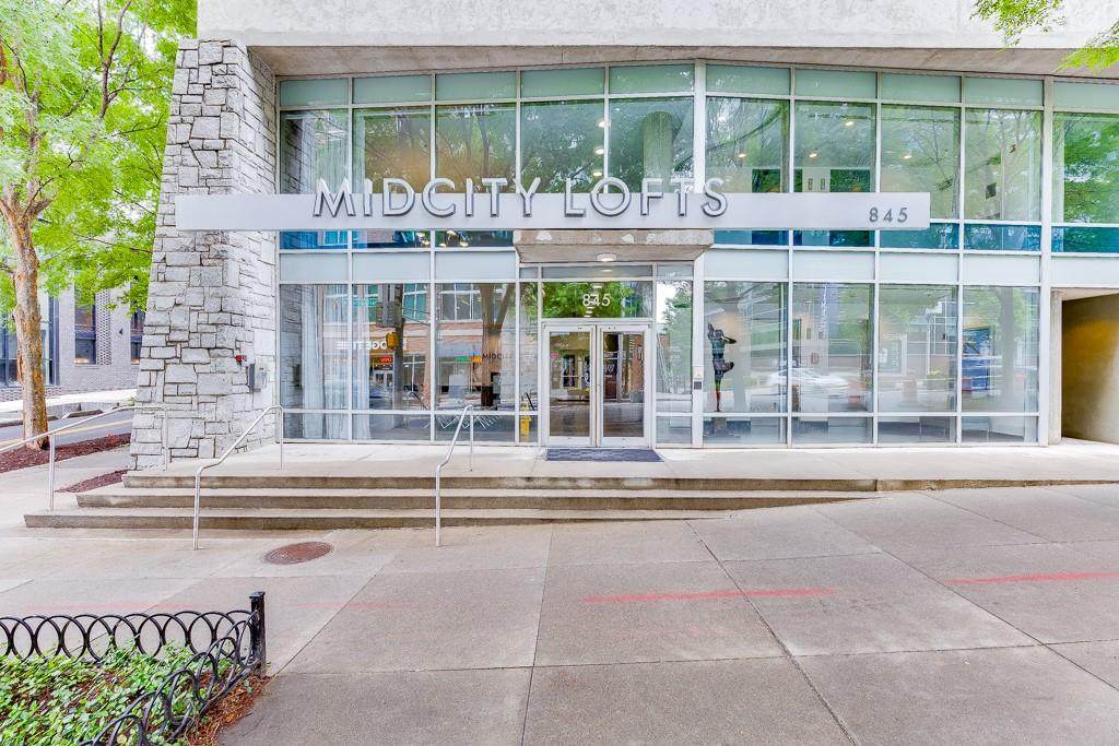 845 Spring Street - Photo 1