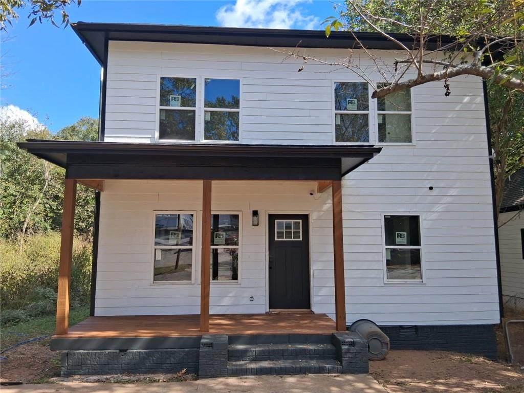 7 Charleston Avenue - Photo 1