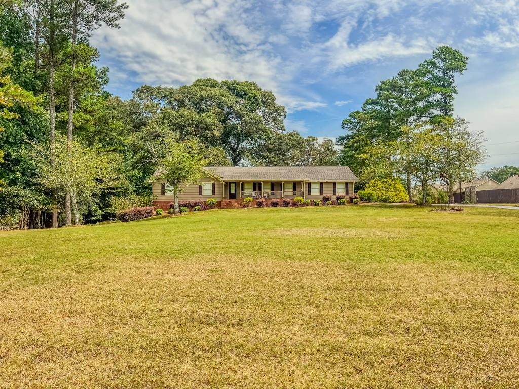 1152 Harbins Road - Photo 1