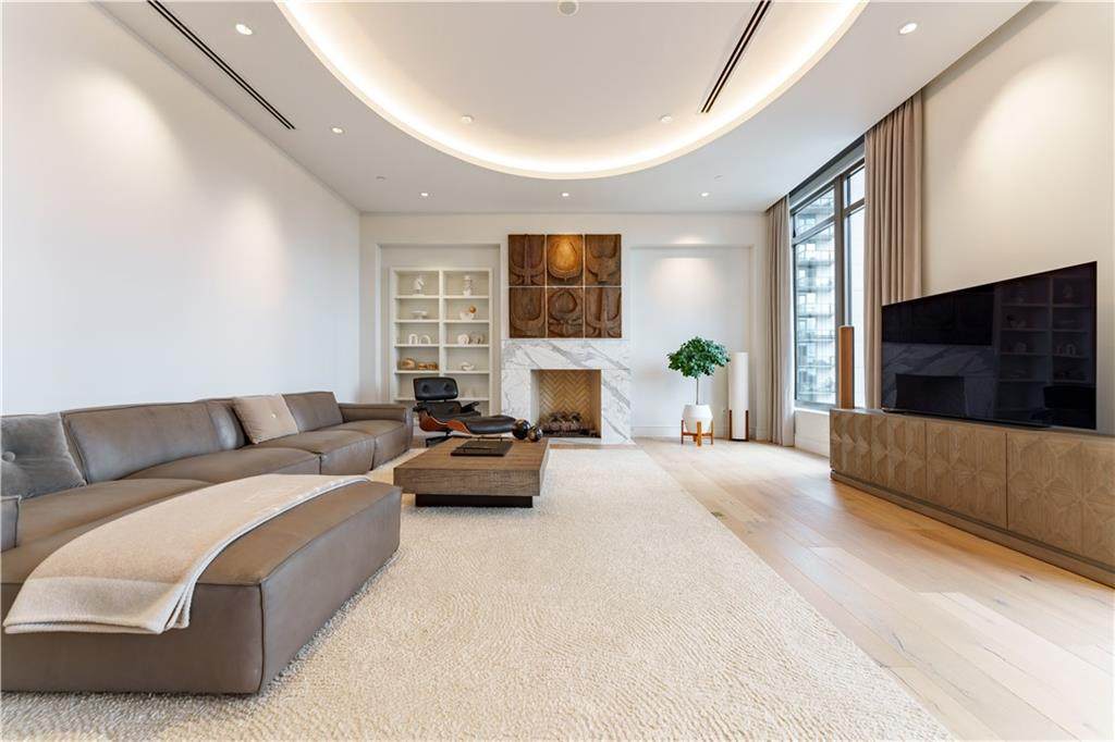 3376 Peachtree Road - Photo 1