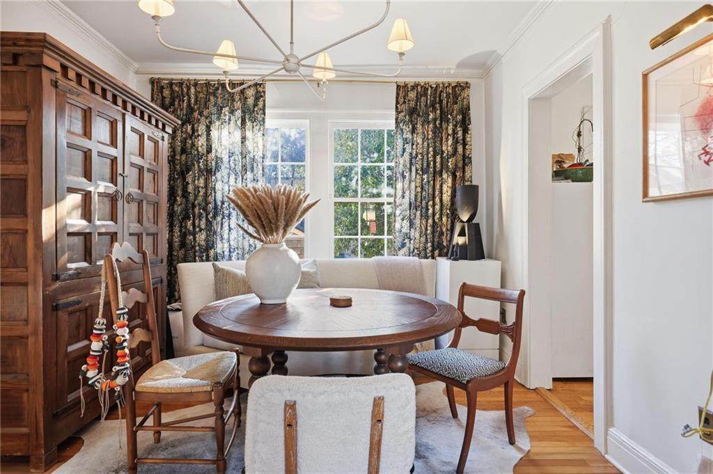 2222 Peachtree Road - Photo 1