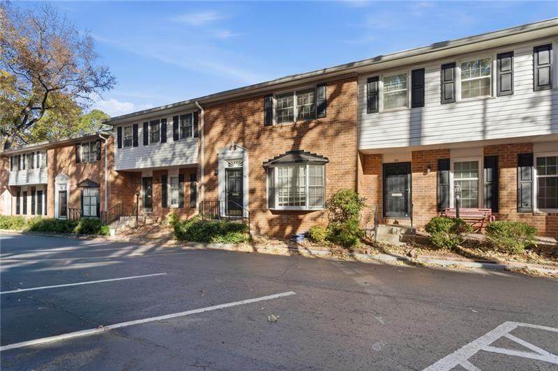 6520 Roswell Road - Photo 1