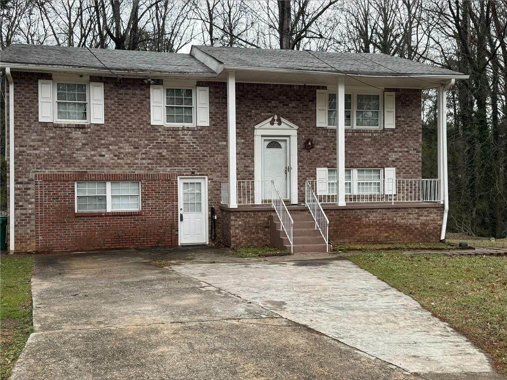 956 Slash Pine Road - Photo 1