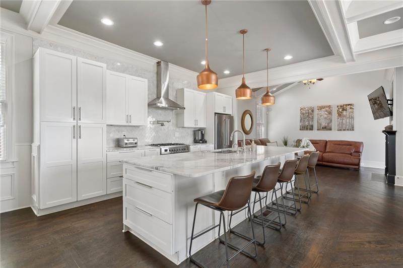 631 Boulevard - Photo 1