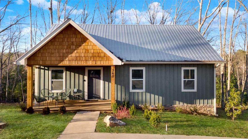 360 Prince Drive - Photo 1