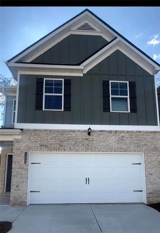 135 Stanchion Drive - Photo 1