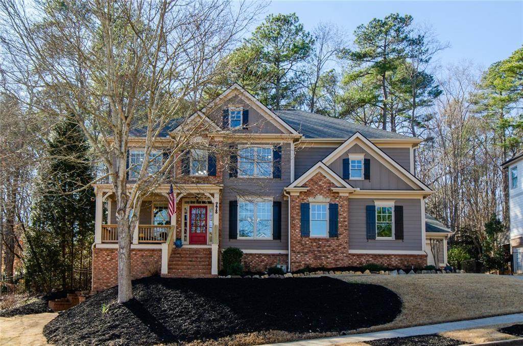 778 Crescent Circle - Photo 1