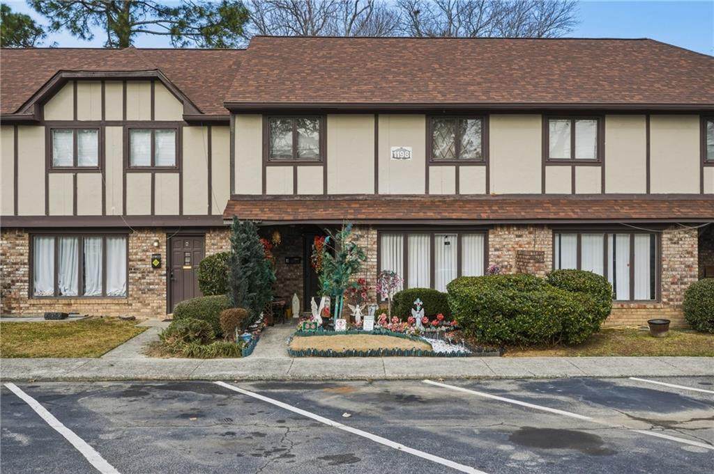 1198 Ashborough Terrace - Photo 1