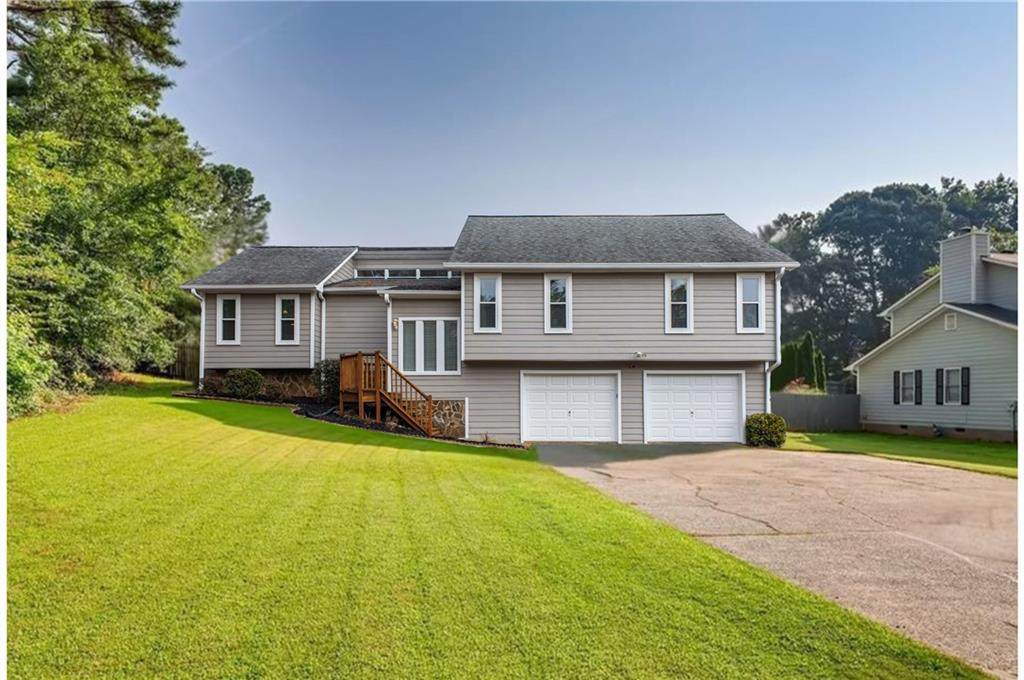 721 Shannon Green Circle - Photo 1