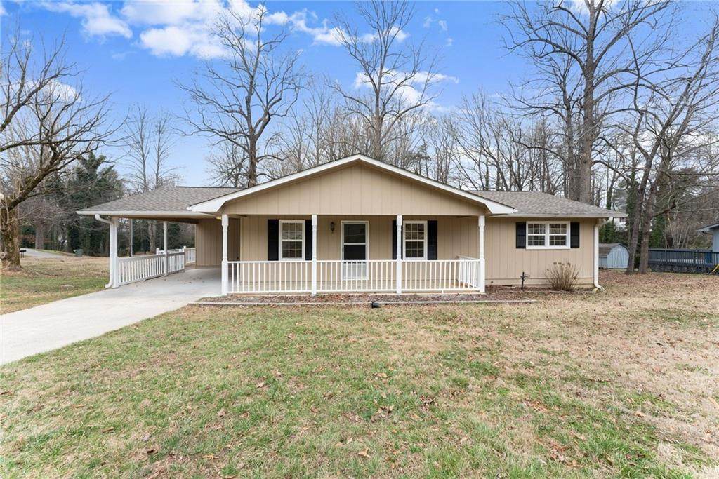 146 Pine Street - Photo 1