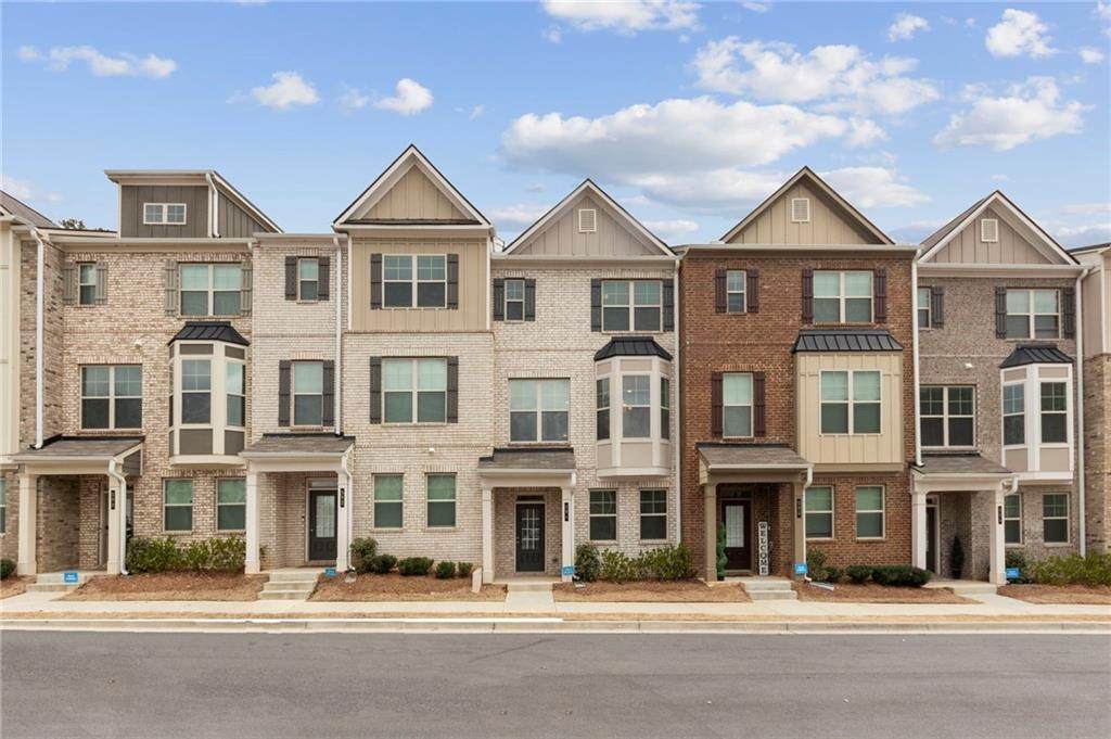 594 Amarante Circle - Photo 1