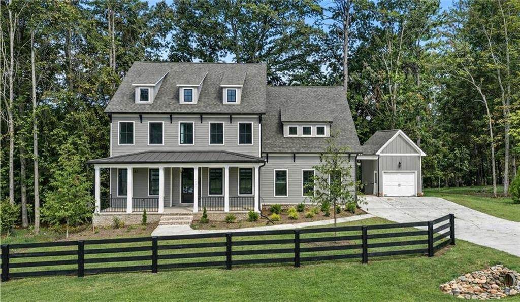 112 Dallas Mark Drive - Photo 1