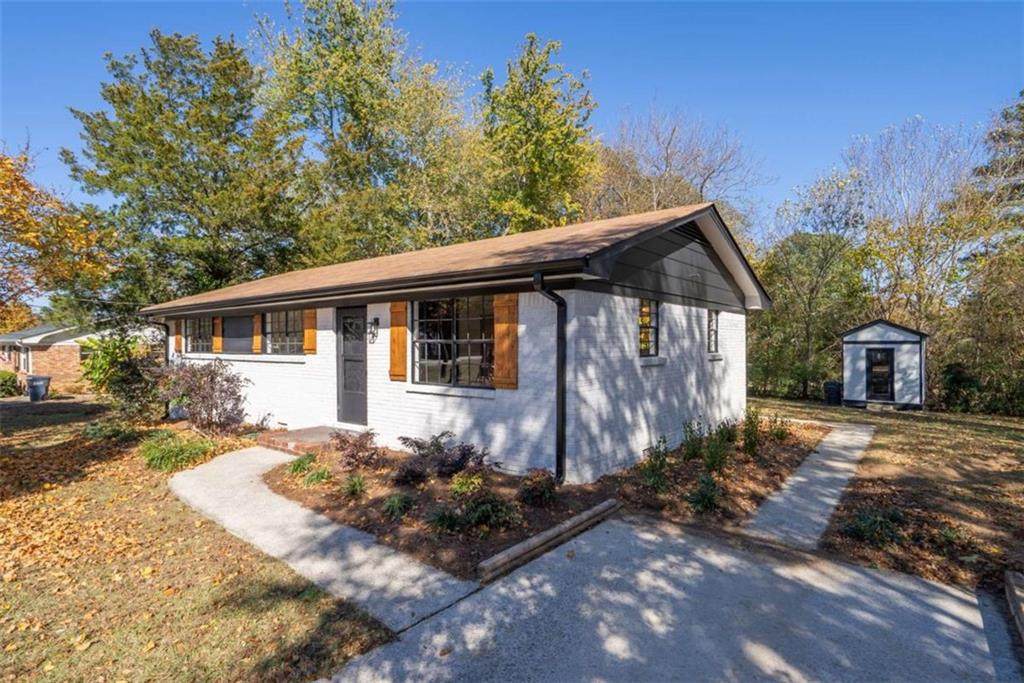 511 Lee Byrd Road - Photo 1