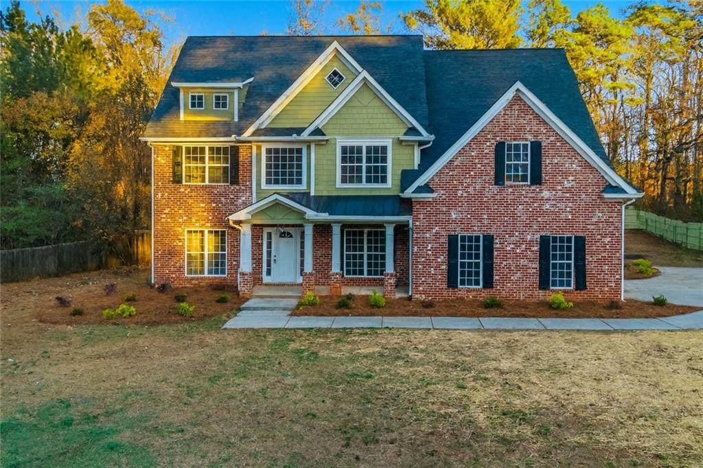 1739 Snapping Shoals Road - Photo 1