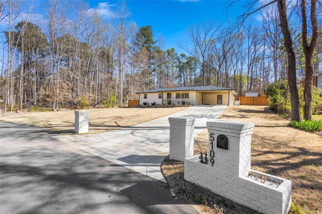 5109 Dogwood Hills Drive - Photo 1