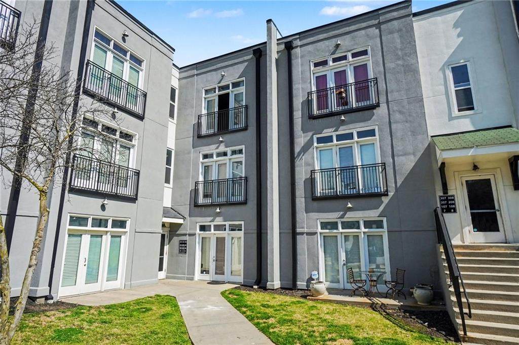 502 Pryor Street - Photo 1