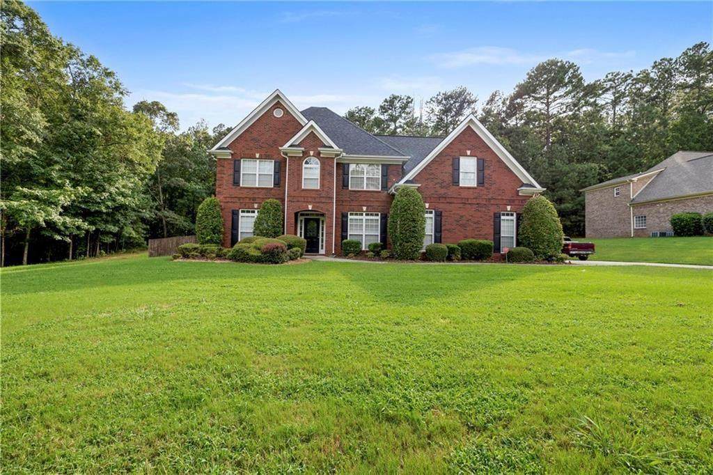 2104 Crest Wood Drive - Photo 1