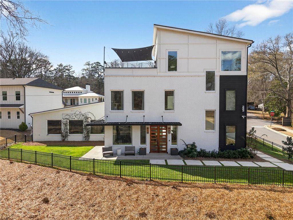 101 Henderson Street - Photo 1