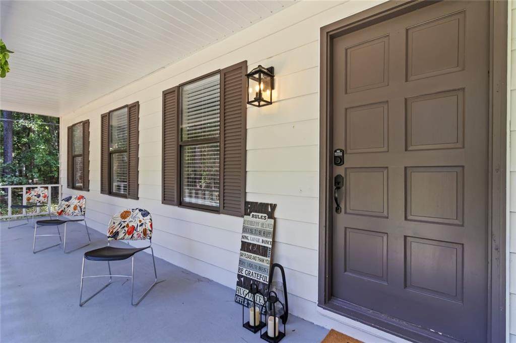 145 Huntcliff Court - Photo 1