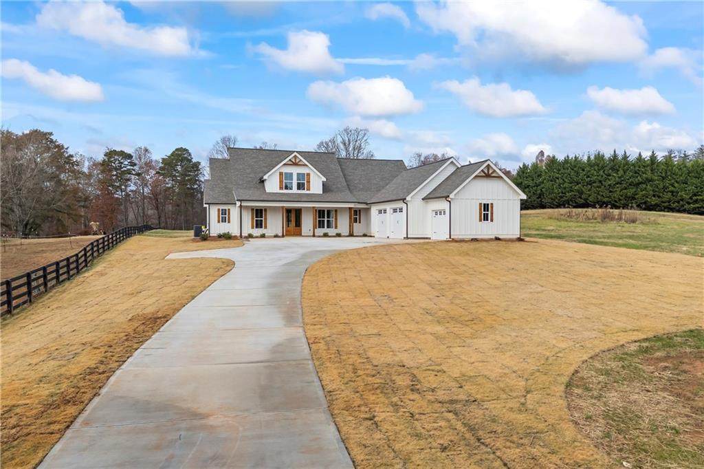 4312 Green Hill - Photo 1