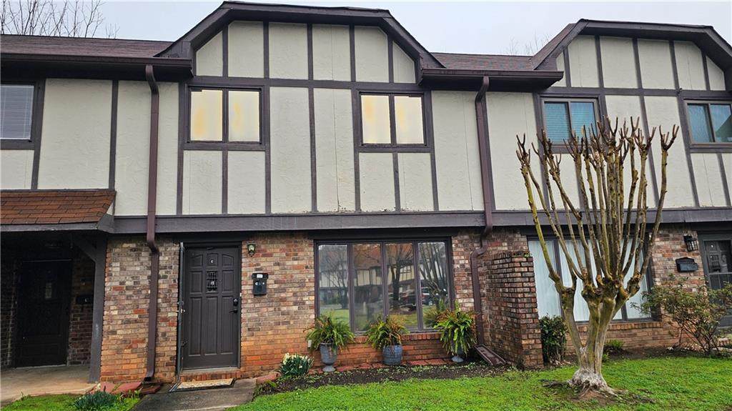 1807 Ashborough Circle - Photo 1