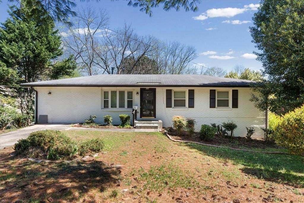 2815 Carolyn Drive - Photo 1