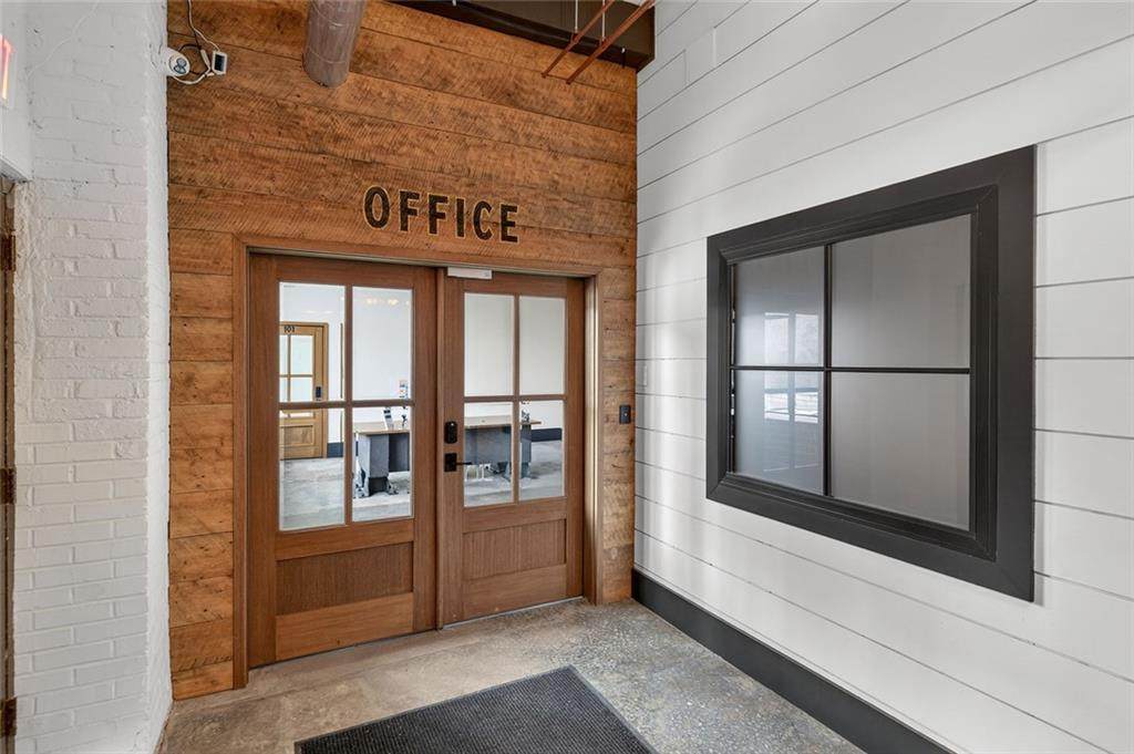200 Barrett Street - Photo 1