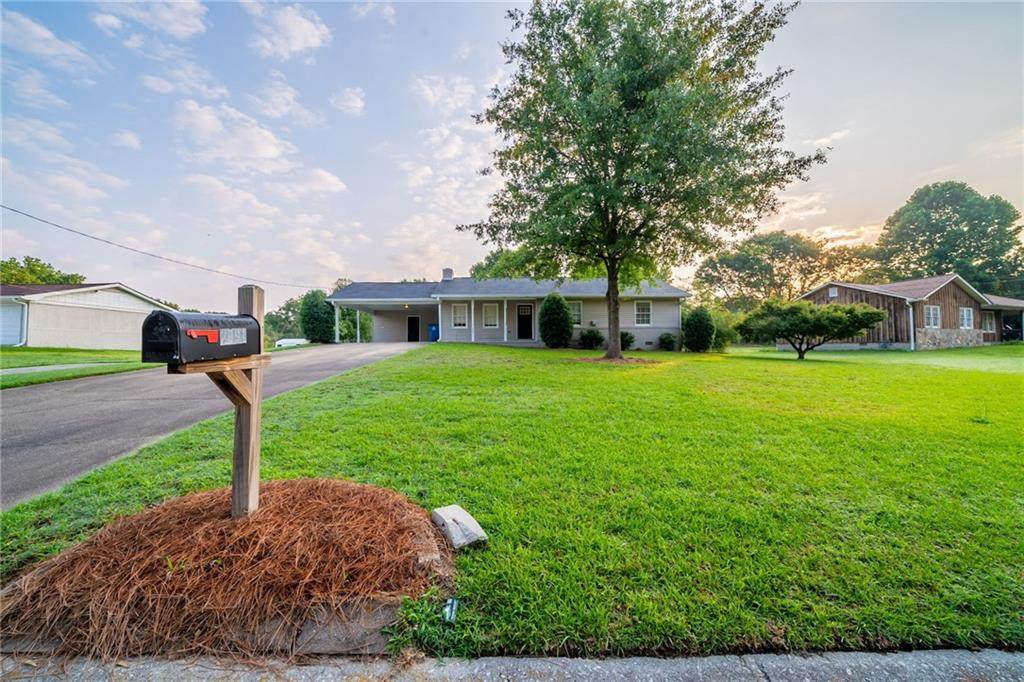 2091 Moon Drive - Photo 1