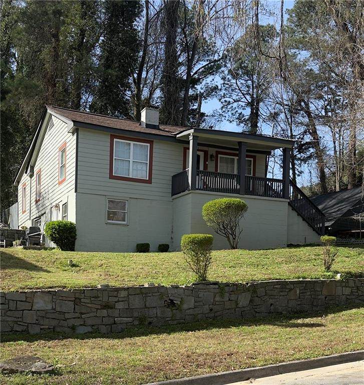 1498 Andrews Street - Photo 1