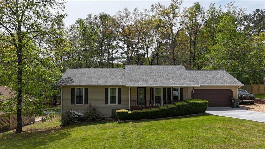 33 Boxwood Drive - Photo 1